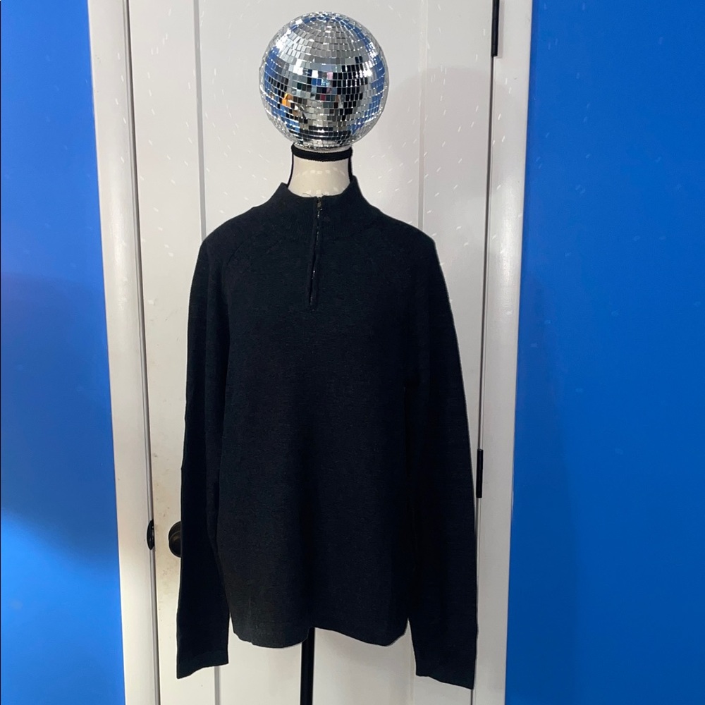 Classic Black Zip-Up Men's Sweater